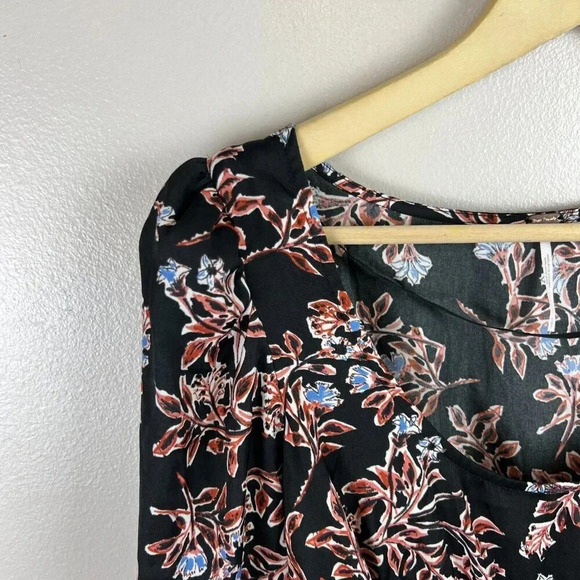 Free People Santiago Top Blouse Size Small Cropped Floral Puff Sleeve Boho Black - Picture 4 of 10